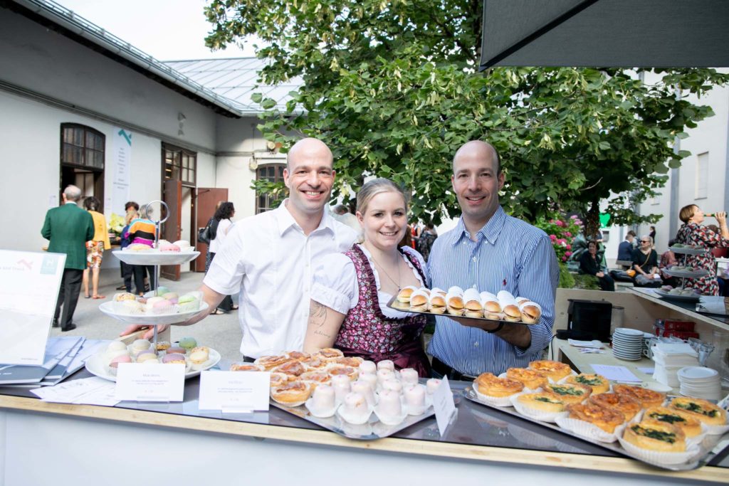 tvb-hallein-duerrnberg-erleben-kultur-festspiele-pernerinsel-konditorei-braun